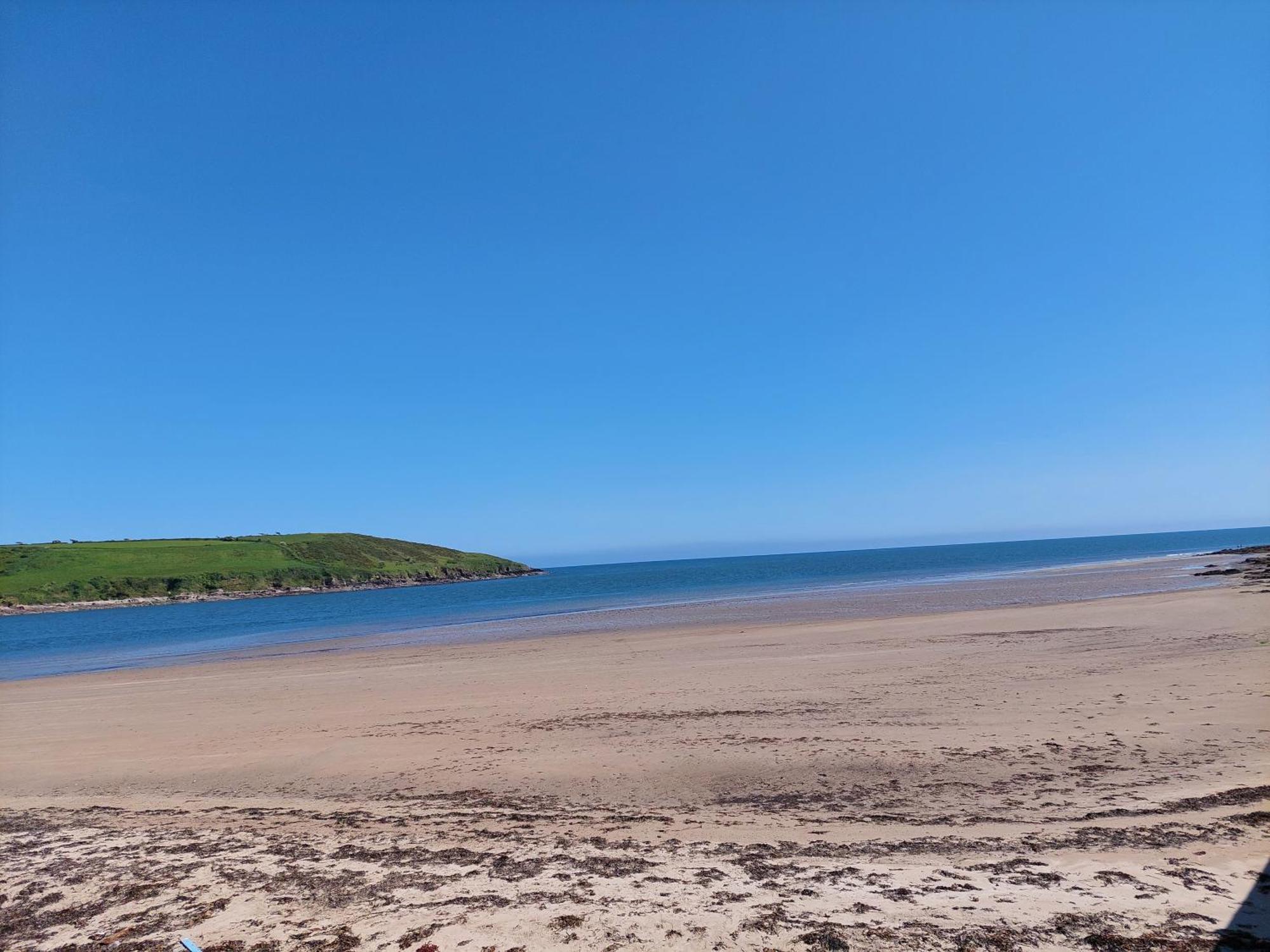 Sea Whispers - My Charming Costal Retreat In Youghal Zewnętrze zdjęcie