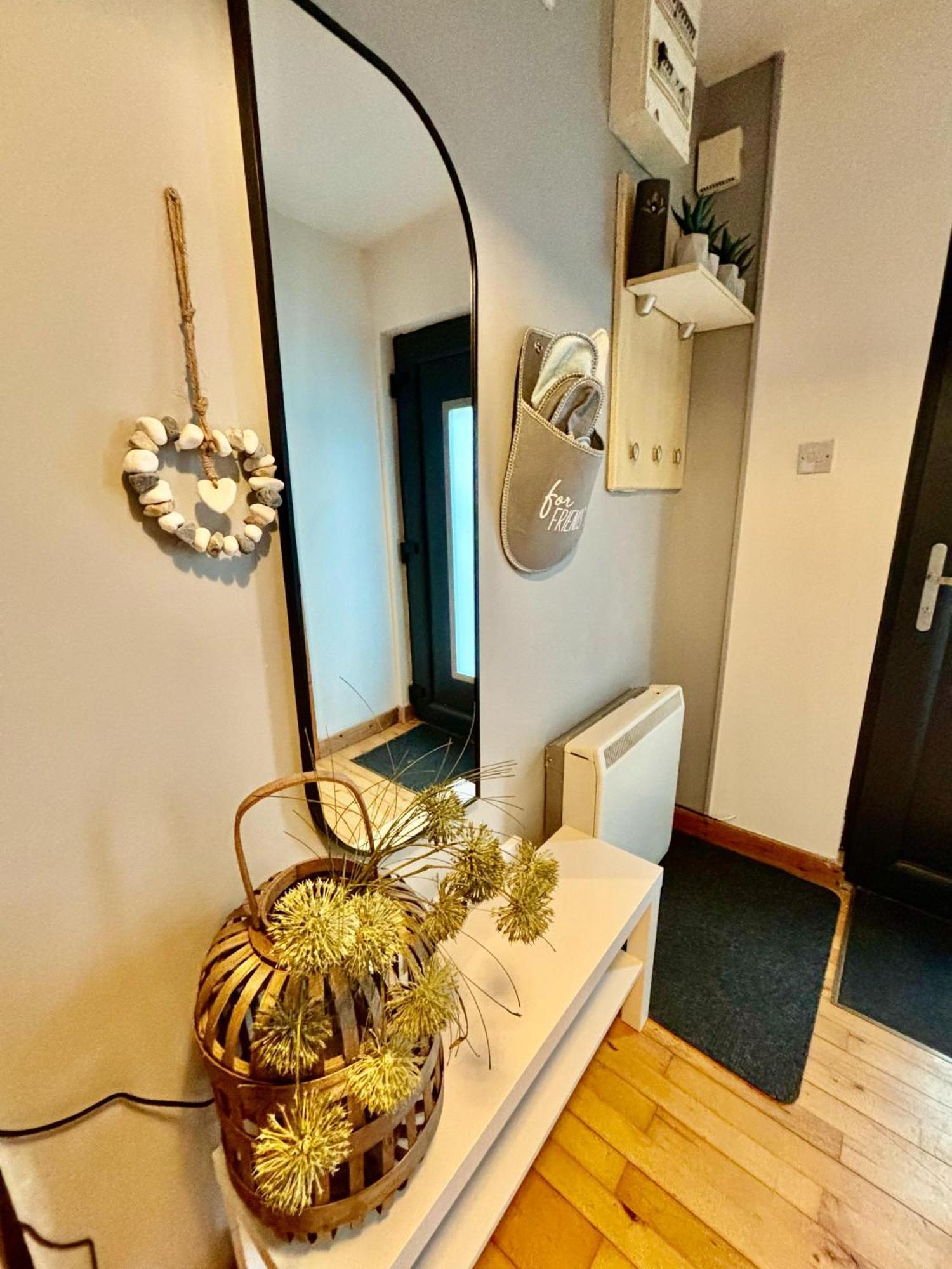 Sea Whispers - My Charming Costal Retreat In Youghal Zewnętrze zdjęcie